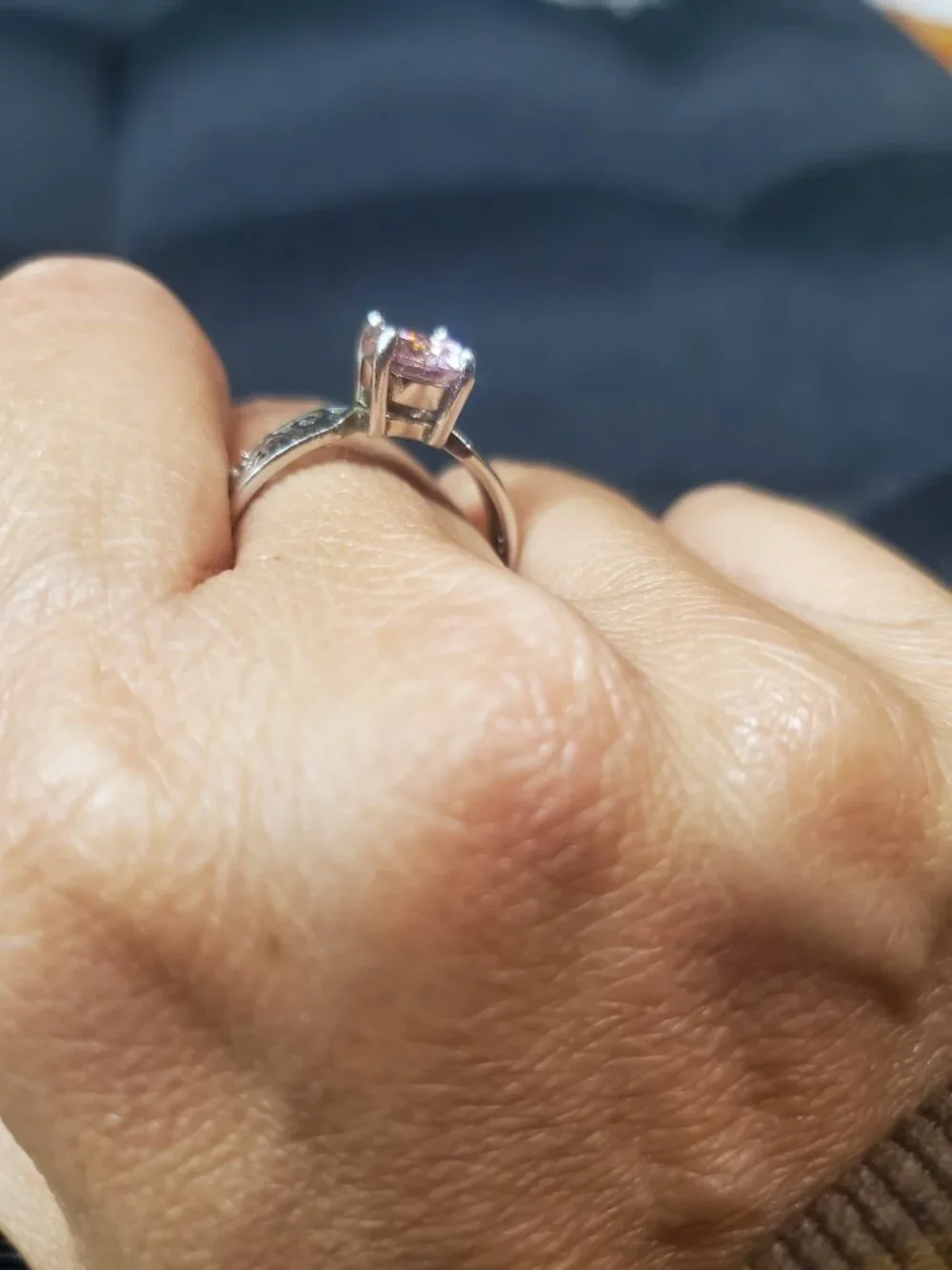 Vintage 925 sterling pink cubic zirconia solitaire ring
